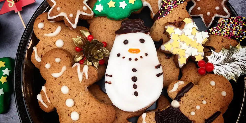 10 Recettes Incontournables pour des Biscuits de Noël Parfaits