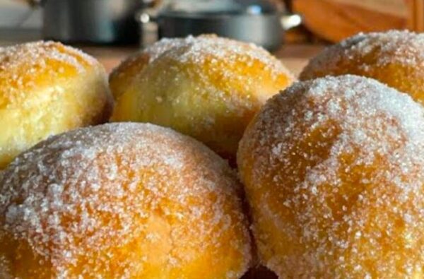 Bomboloni au four : la recette de beignets moelleux et savoureux