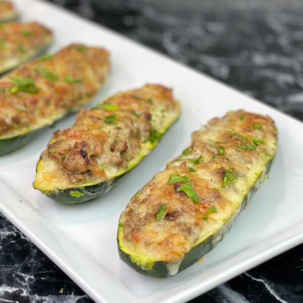 COURGETTES FARCIES À LA VIANDE HACHÉE