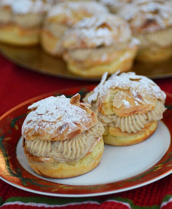 Couronne de Chou à la Crème Pralinée