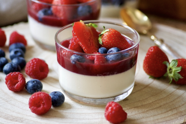 Découvrez l’Art de la Panna Cotta : Recette Traditionnelle et Astuces de Chef