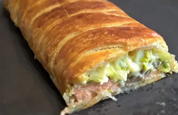 Délice de Saumon et Poireaux : Recette inratable pour un Feuilleté Croustillant