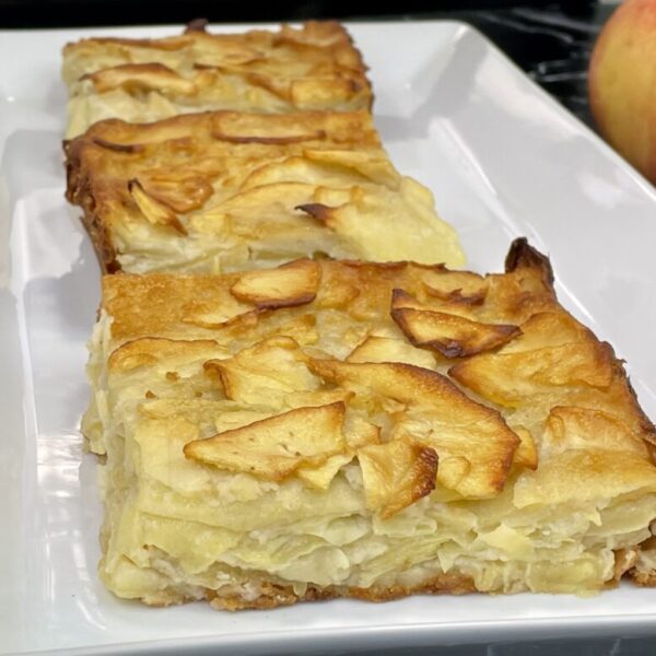 GÂTEAU L’INVISIBLE AUX POMMES
