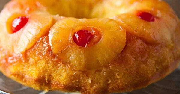 Gâteau Renversé à l’Ananas : Une Douceur Réconfortante Sans Sucre