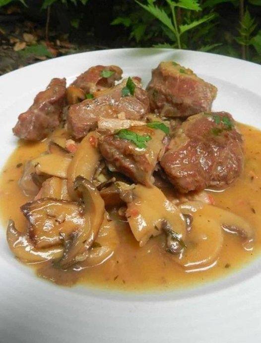 Joues de Porc aux Champignons