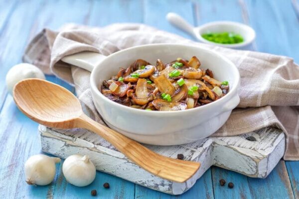 Poêlée de Champignons à l’Ail et au Persil