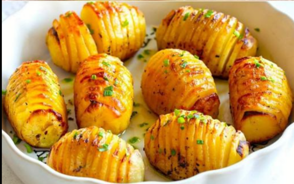 Pommes de terre accordéon : l’accompagnement riche et délicieux !