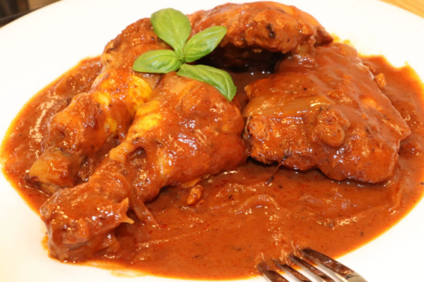 Poulet à la sauce hongroise