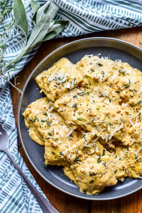Raviolis Délicats au Velouté de Citrouille