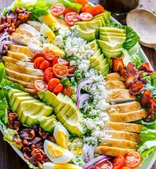 SALADE À SEPT ÉTAGES DE 30 MINUTES