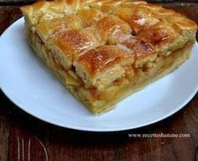 TARTE AUX POMMES: APPLE PIE