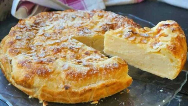 Tarte à la Crème Traditionnelle : Une Recette Simple et Gourmande de Ma Grand-Mère