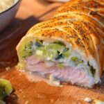 Tresse Feuilletée au Saumon et Fondue de Poireaux depuis recettemoderne.com