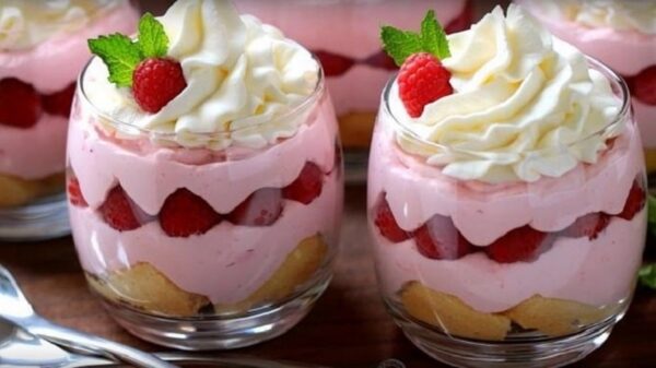 Verrines de Charlotte à la Mousse de Framboises