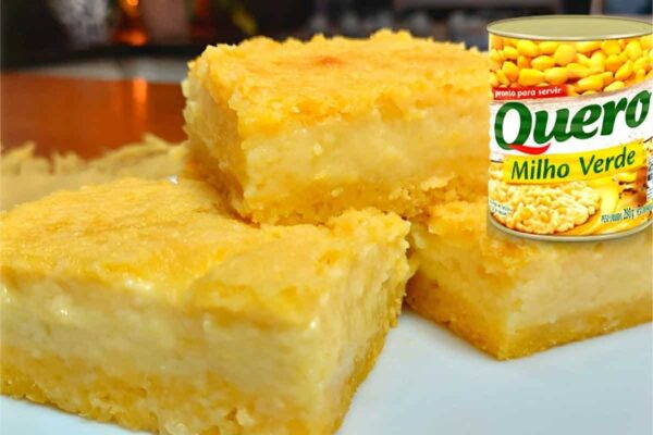 Gâteau de maïs crémeux fait avec très molhadinho et facile à préparer